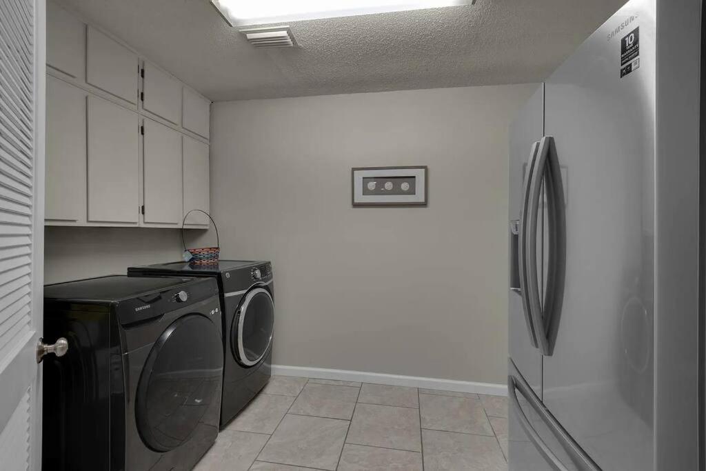 Quiet Relaxing Home - Close To Downtown & Beach 4Br-2Bt Пенсакола Екстериор снимка