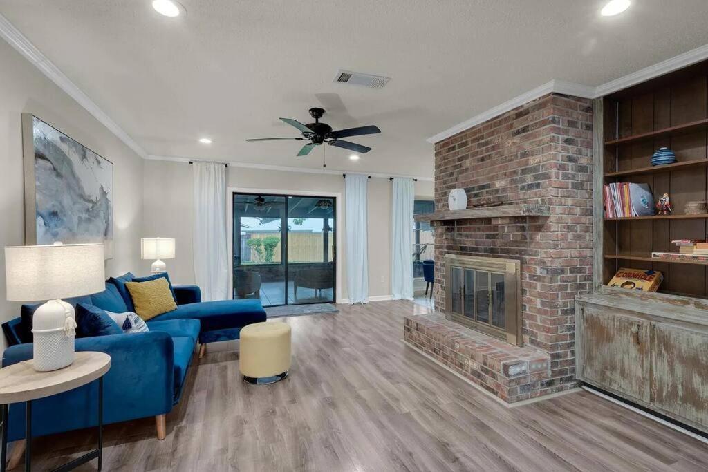 Quiet Relaxing Home - Close To Downtown & Beach 4Br-2Bt Пенсакола Екстериор снимка