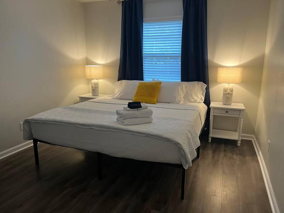 Quiet Relaxing Home - Close To Downtown & Beach 4Br-2Bt Пенсакола Екстериор снимка